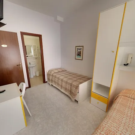 Malibran Hotel 2*